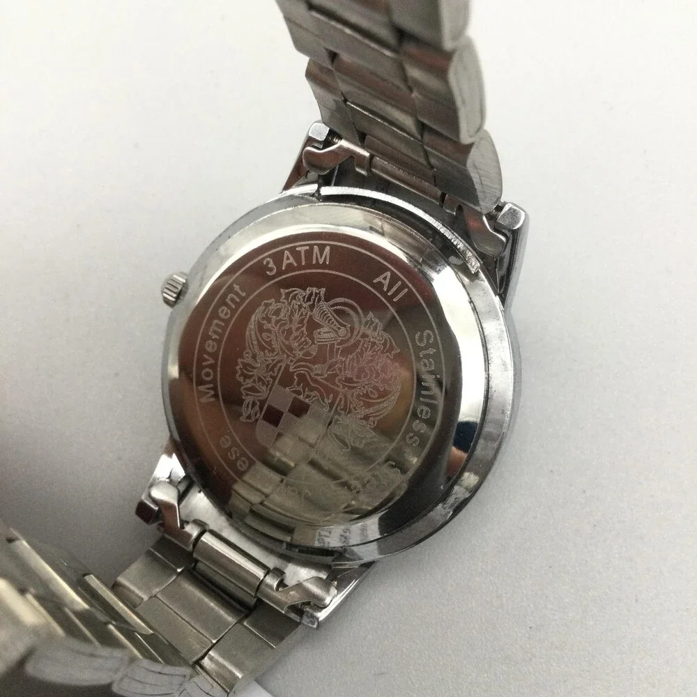 Vince Camuto Womens Watch 32mm White MOP Dial Silver Tone Stainless 7.25